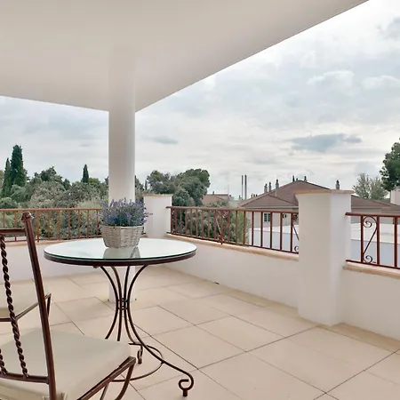 Apartamento Hacienda El Brillante Córdova