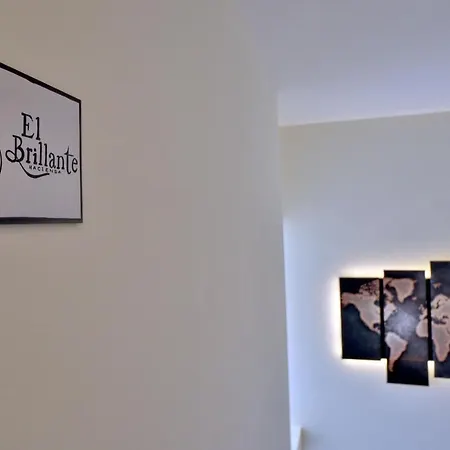 Hacienda El Brillante شقة